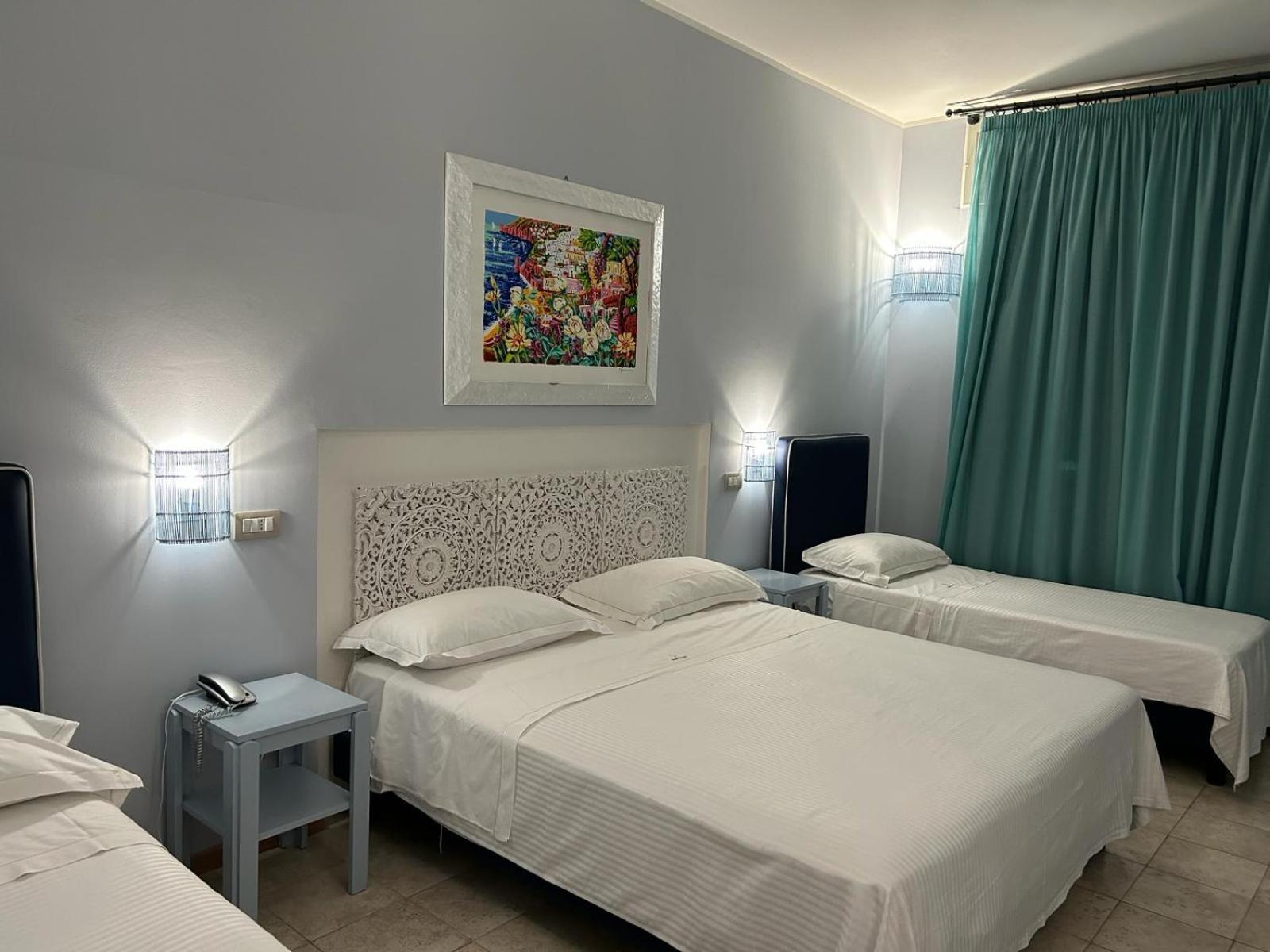 Hotel Saint Joseph à Salernes Extérieur photo