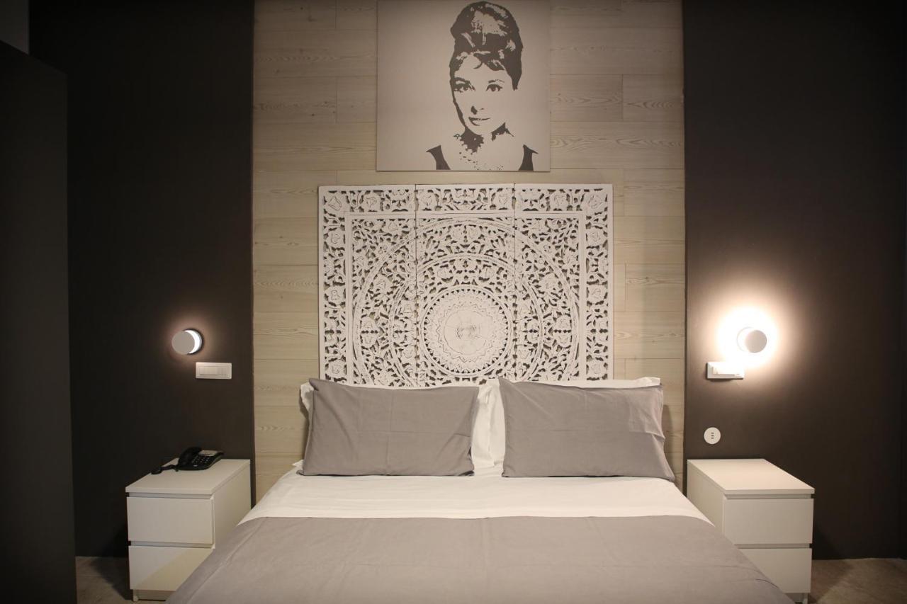 Hotel Saint Joseph à Salernes Extérieur photo